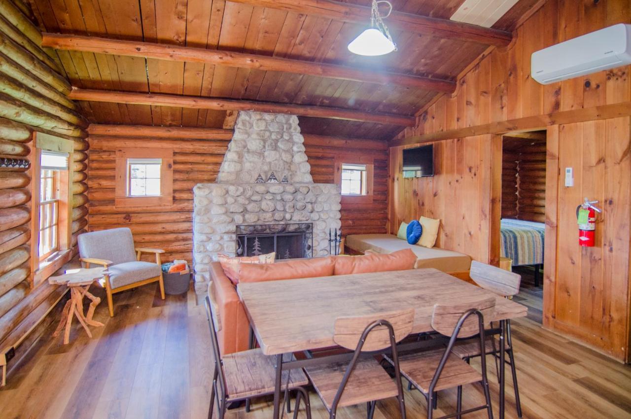 Mountain Lake Cottages Westmore Exterior foto